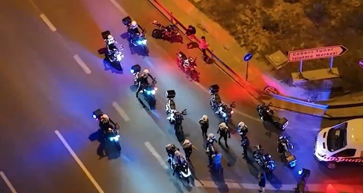 gundem olan goruntuler sonrasi 17 kisi yakalandi SxbEfHlH