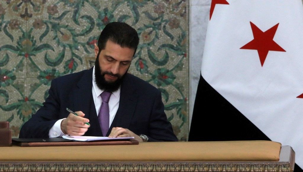 ahmed saranin ilk sinavi suriyede esad sonrasi secim gunu NKul4tAO