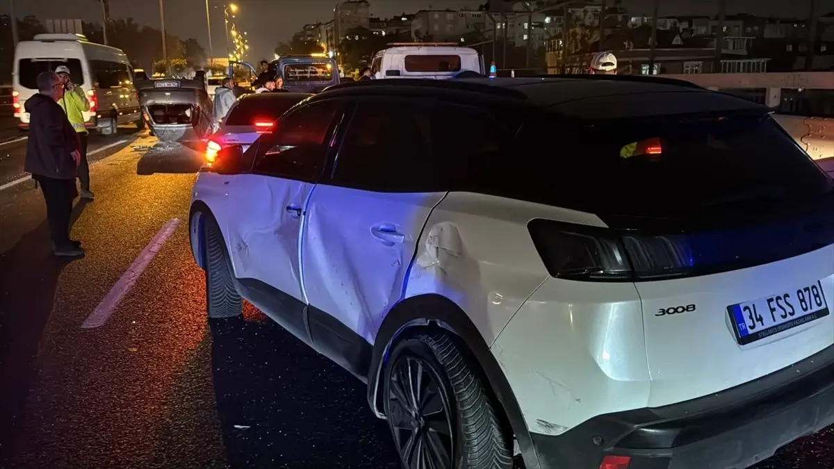 bayrampasada zincirleme kaza LmnkfQJJ.jpg