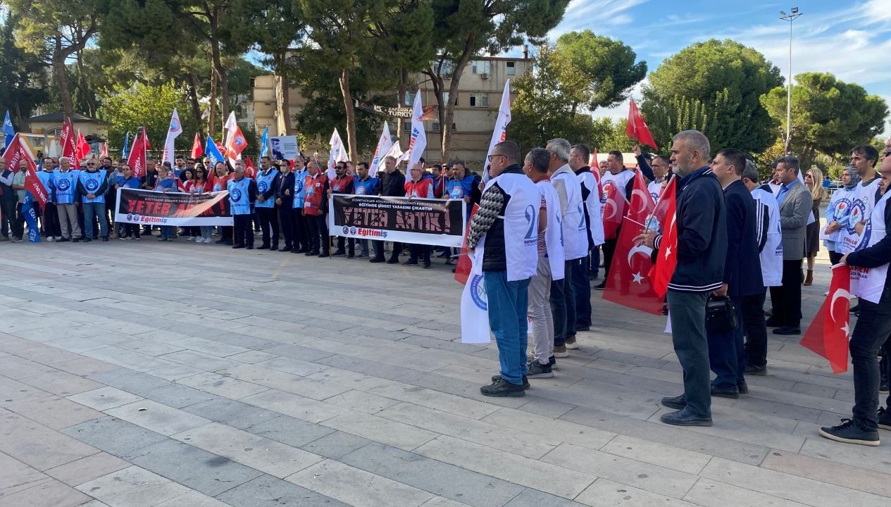 manisada okul muduru ve ogretmene saldiri r52sp7Yv.jpg