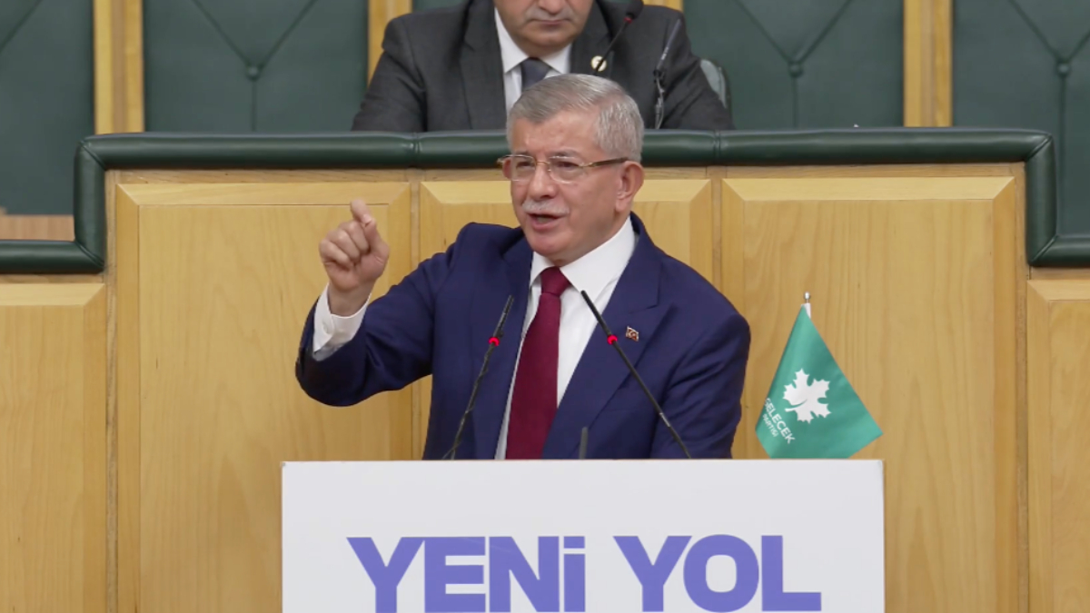 ahmet davutoglundan umit ozdaga provokator fasist 96FsfMaB.jpg