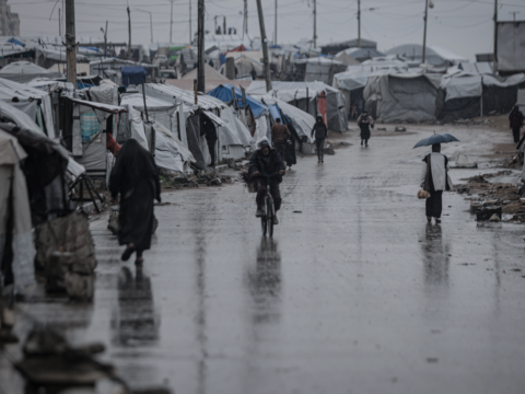 Gazze’de Yağmur Fırtınası Felaketi: Abluka Altındaki Hayatlar Zorlanıyor